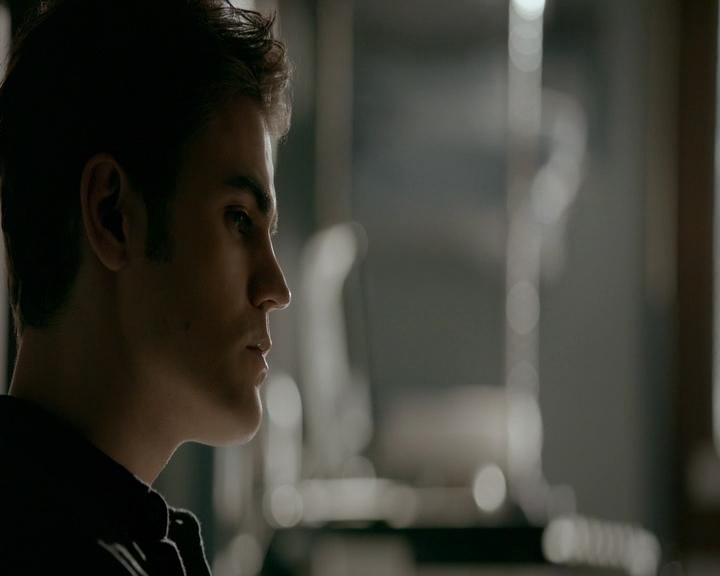 VampireDiaries-dot-nl_VVampireDiaries-dot-nl_VampireDiaries-8x08WeHaveHistoryTogether2211.jpg