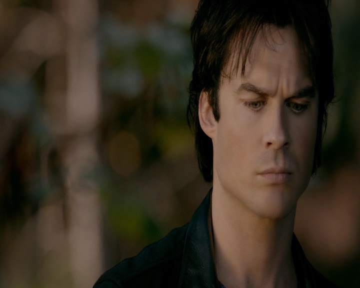 VampireDiaries-dot-nl_VVampireDiaries-dot-nl_VampireDiaries-8x08WeHaveHistoryTogether2271.jpg