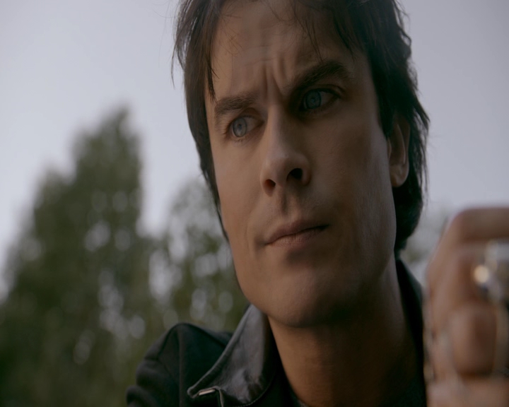 VampireDiaries-dot-nl_VVampireDiaries-dot-nl_VampireDiaries-8x08WeHaveHistoryTogether2330.jpg