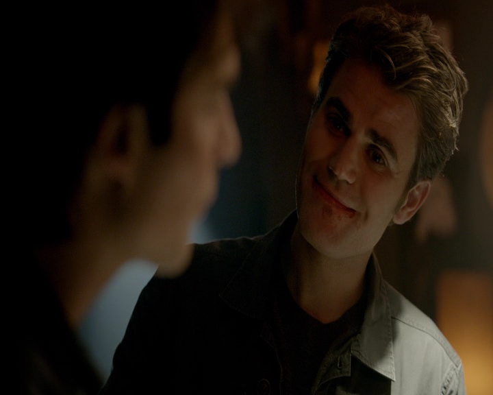 VampireDiaries-dot-nl_VampireDiaries-8x09TheSimpleIntimacyoftheNearTouch0042.jpg