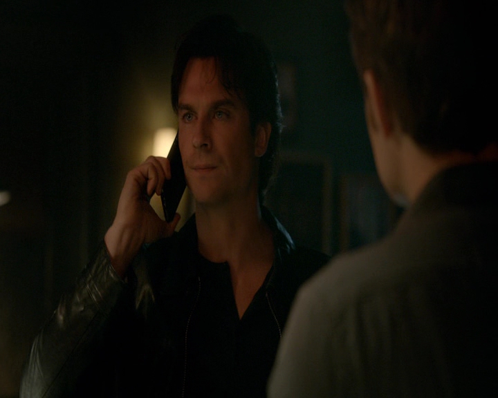 VampireDiaries-dot-nl_VampireDiaries-8x09TheSimpleIntimacyoftheNearTouch0087.jpg