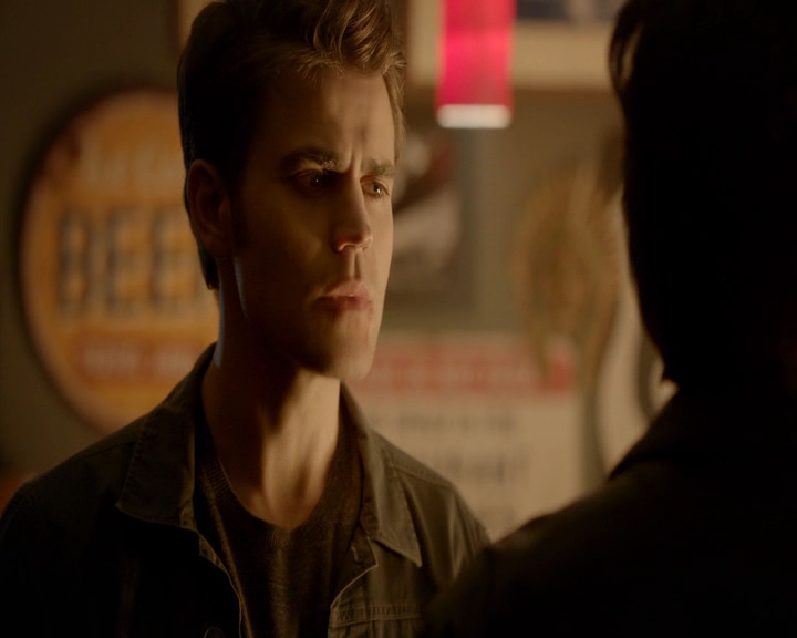 VampireDiaries-dot-nl_VampireDiaries-8x09TheSimpleIntimacyoftheNearTouch0123.jpg