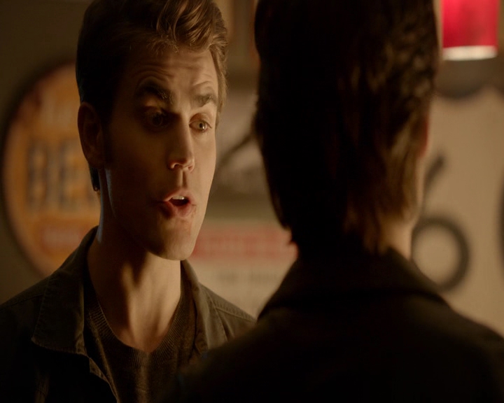 VampireDiaries-dot-nl_VampireDiaries-8x09TheSimpleIntimacyoftheNearTouch0124.jpg