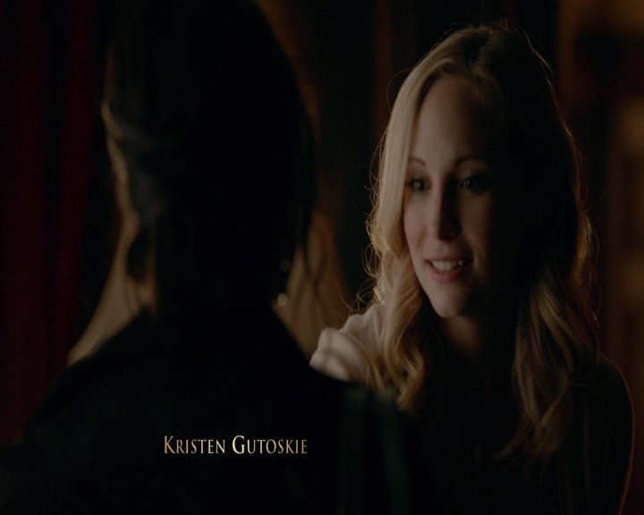 VampireDiaries-dot-nl_VampireDiaries-8x09TheSimpleIntimacyoftheNearTouch0157.jpg