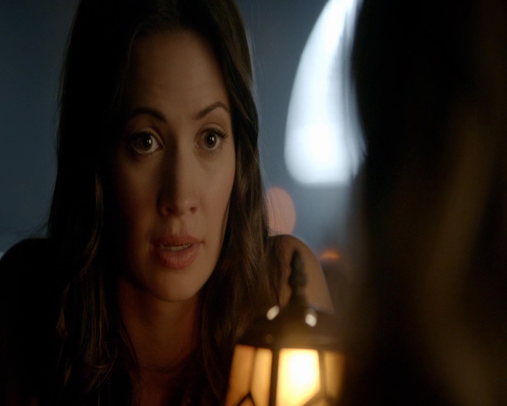 VampireDiaries-dot-nl_VampireDiaries-8x09TheSimpleIntimacyoftheNearTouch0214.jpg