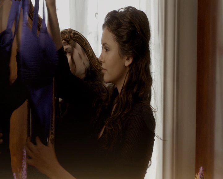 VampireDiaries-dot-nl_VampireDiaries-8x09TheSimpleIntimacyoftheNearTouch0430.jpg