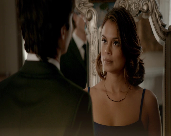 VampireDiaries-dot-nl_VampireDiaries-8x09TheSimpleIntimacyoftheNearTouch0442.jpg