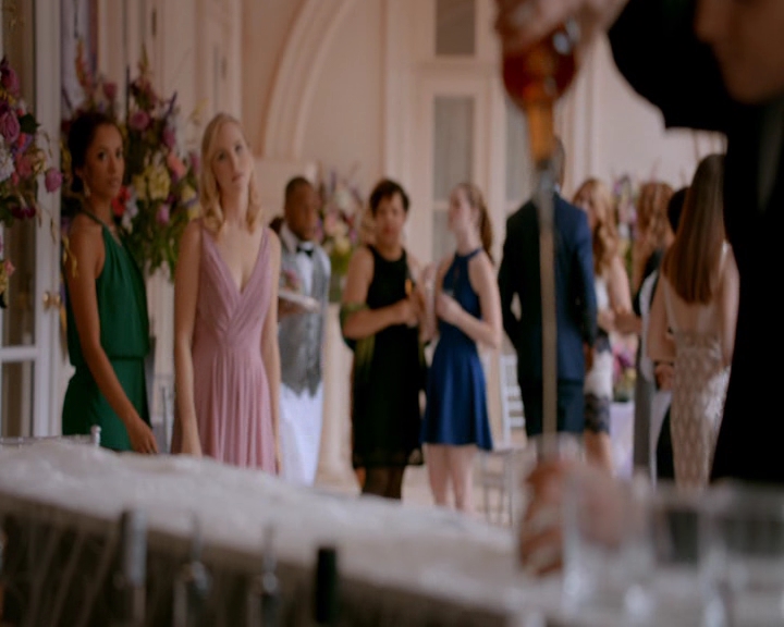 VampireDiaries-dot-nl_VampireDiaries-8x09TheSimpleIntimacyoftheNearTouch0462.jpg