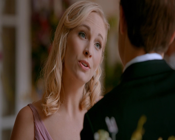 VampireDiaries-dot-nl_VampireDiaries-8x09TheSimpleIntimacyoftheNearTouch0478.jpg