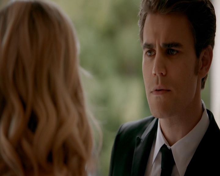 VampireDiaries-dot-nl_VampireDiaries-8x09TheSimpleIntimacyoftheNearTouch0488.jpg