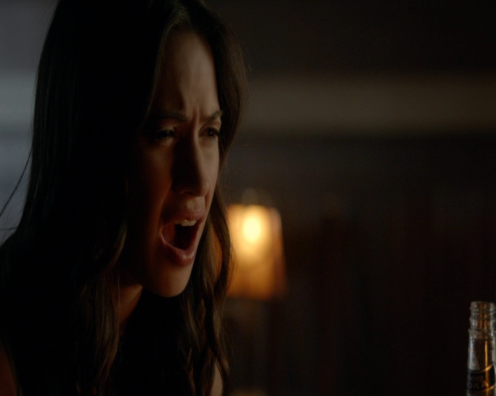 VampireDiaries-dot-nl_VampireDiaries-8x09TheSimpleIntimacyoftheNearTouch0584.jpg