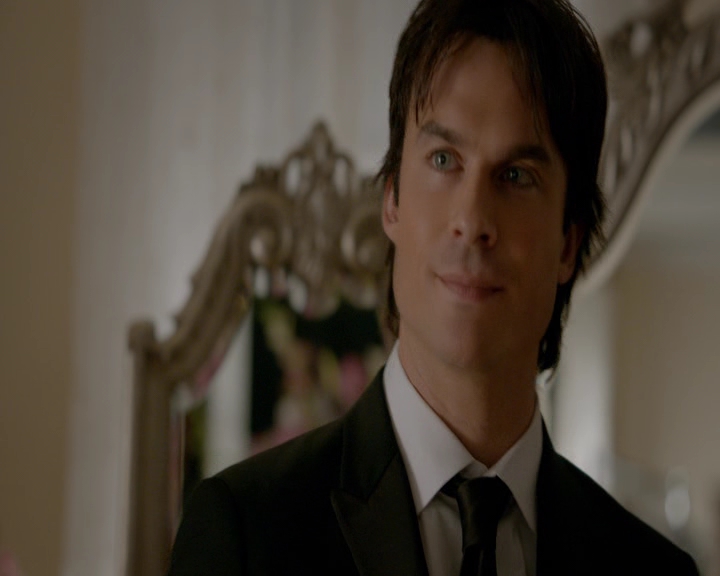 VampireDiaries-dot-nl_VampireDiaries-8x09TheSimpleIntimacyoftheNearTouch0632.jpg