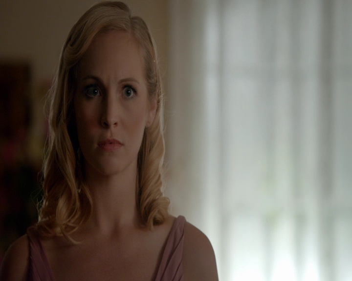 VampireDiaries-dot-nl_VampireDiaries-8x09TheSimpleIntimacyoftheNearTouch0633.jpg