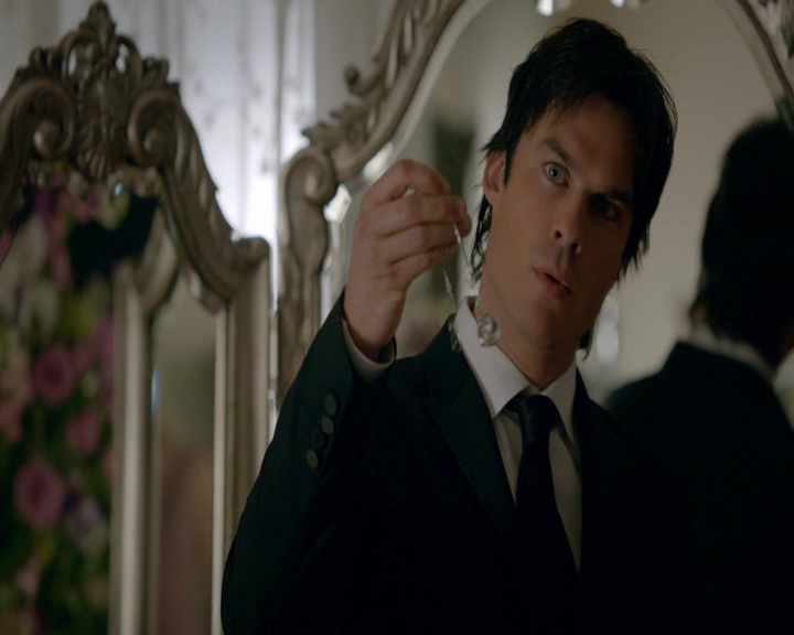 VampireDiaries-dot-nl_VampireDiaries-8x09TheSimpleIntimacyoftheNearTouch0636.jpg