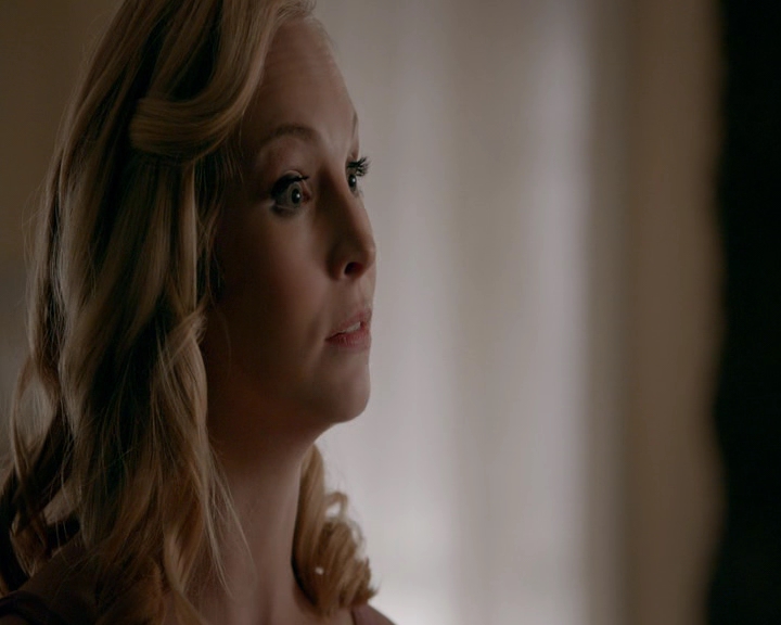 VampireDiaries-dot-nl_VampireDiaries-8x09TheSimpleIntimacyoftheNearTouch0640.jpg