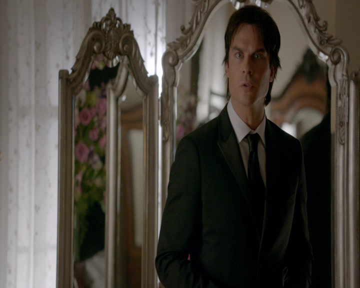 VampireDiaries-dot-nl_VampireDiaries-8x09TheSimpleIntimacyoftheNearTouch0643.jpg