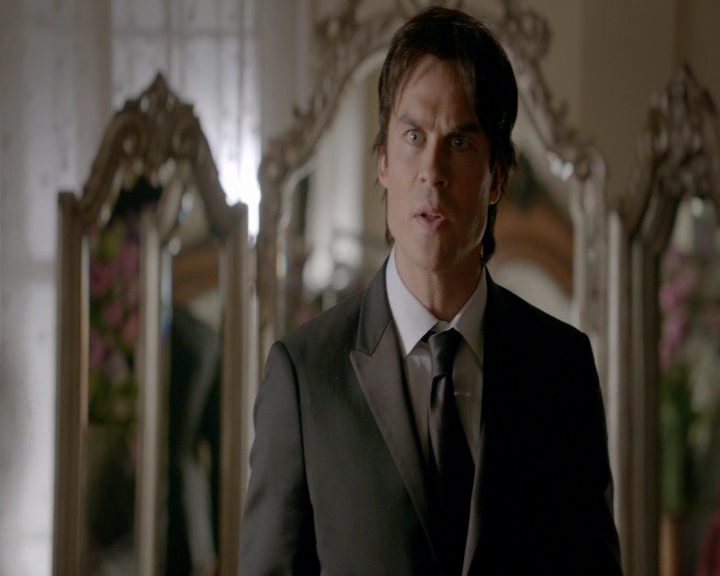 VampireDiaries-dot-nl_VampireDiaries-8x09TheSimpleIntimacyoftheNearTouch0645.jpg