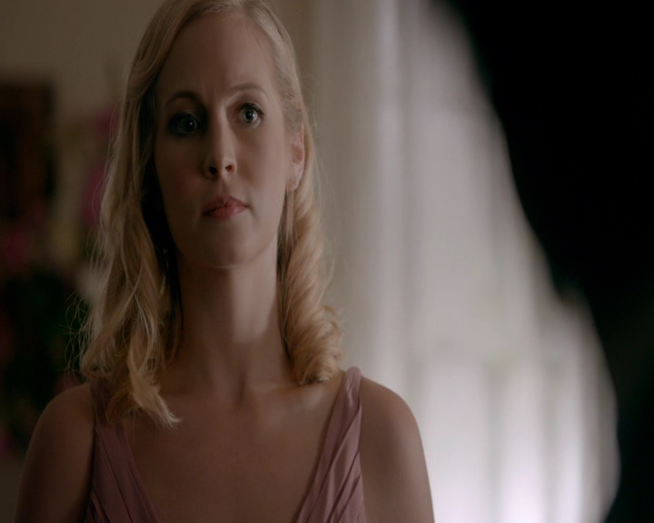 VampireDiaries-dot-nl_VampireDiaries-8x09TheSimpleIntimacyoftheNearTouch0649.jpg