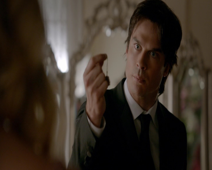 VampireDiaries-dot-nl_VampireDiaries-8x09TheSimpleIntimacyoftheNearTouch0653.jpg