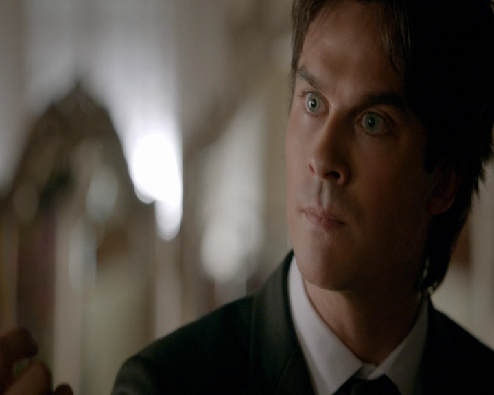 VampireDiaries-dot-nl_VampireDiaries-8x09TheSimpleIntimacyoftheNearTouch0660.jpg