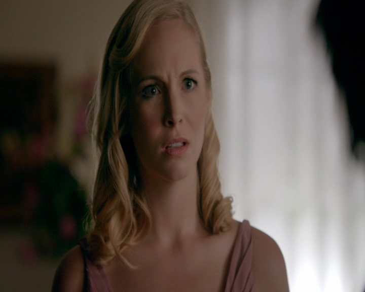 VampireDiaries-dot-nl_VampireDiaries-8x09TheSimpleIntimacyoftheNearTouch0671.jpg