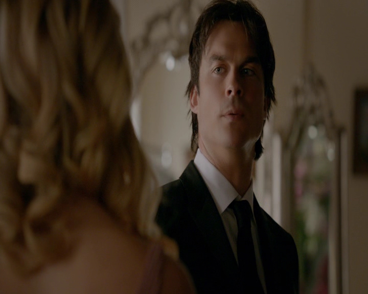 VampireDiaries-dot-nl_VampireDiaries-8x09TheSimpleIntimacyoftheNearTouch0673.jpg