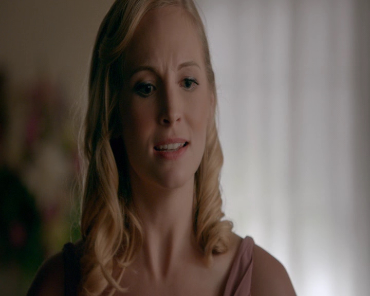 VampireDiaries-dot-nl_VampireDiaries-8x09TheSimpleIntimacyoftheNearTouch0684.jpg