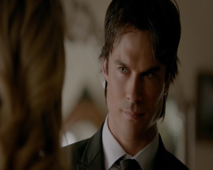 VampireDiaries-dot-nl_VampireDiaries-8x09TheSimpleIntimacyoftheNearTouch0715.jpg