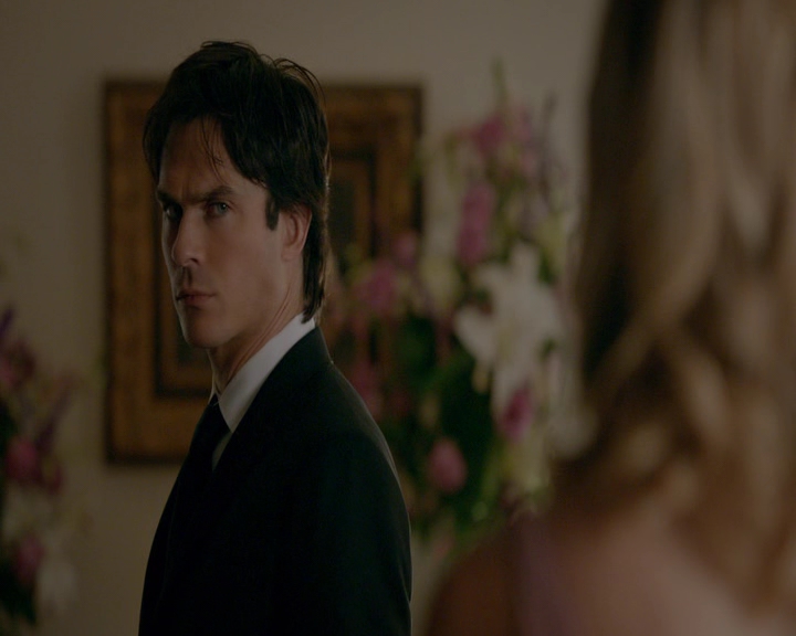 VampireDiaries-dot-nl_VampireDiaries-8x09TheSimpleIntimacyoftheNearTouch0730.jpg