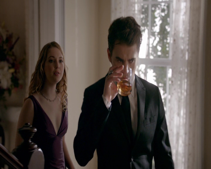 VampireDiaries-dot-nl_VampireDiaries-8x09TheSimpleIntimacyoftheNearTouch0739.jpg