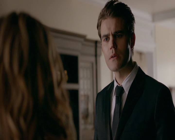 VampireDiaries-dot-nl_VampireDiaries-8x09TheSimpleIntimacyoftheNearTouch0743.jpg