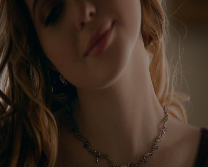 VampireDiaries-dot-nl_VampireDiaries-8x09TheSimpleIntimacyoftheNearTouch0752.jpg