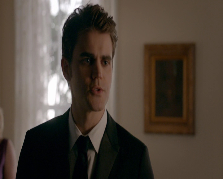 VampireDiaries-dot-nl_VampireDiaries-8x09TheSimpleIntimacyoftheNearTouch0773.jpg