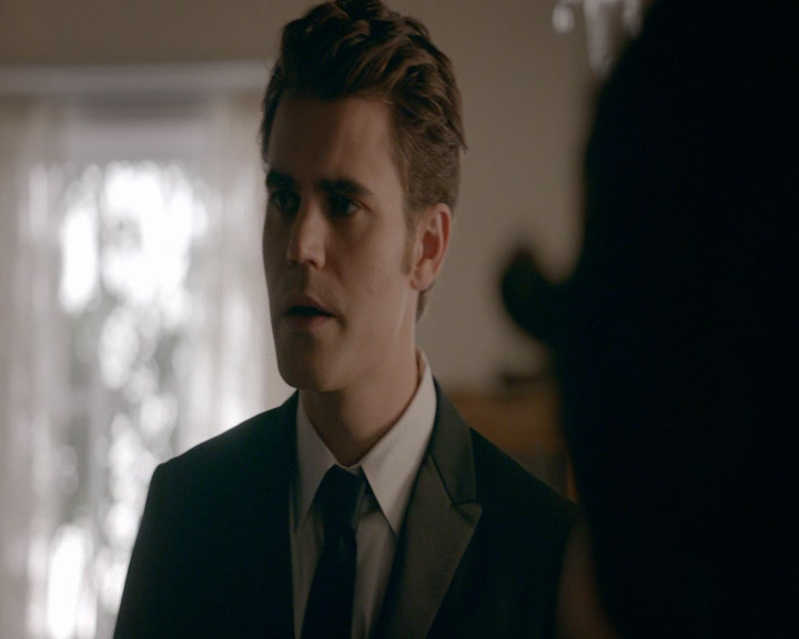 VampireDiaries-dot-nl_VampireDiaries-8x09TheSimpleIntimacyoftheNearTouch0782.jpg