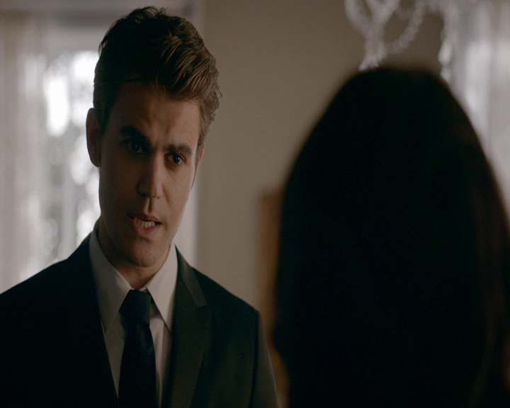 VampireDiaries-dot-nl_VampireDiaries-8x09TheSimpleIntimacyoftheNearTouch0787.jpg