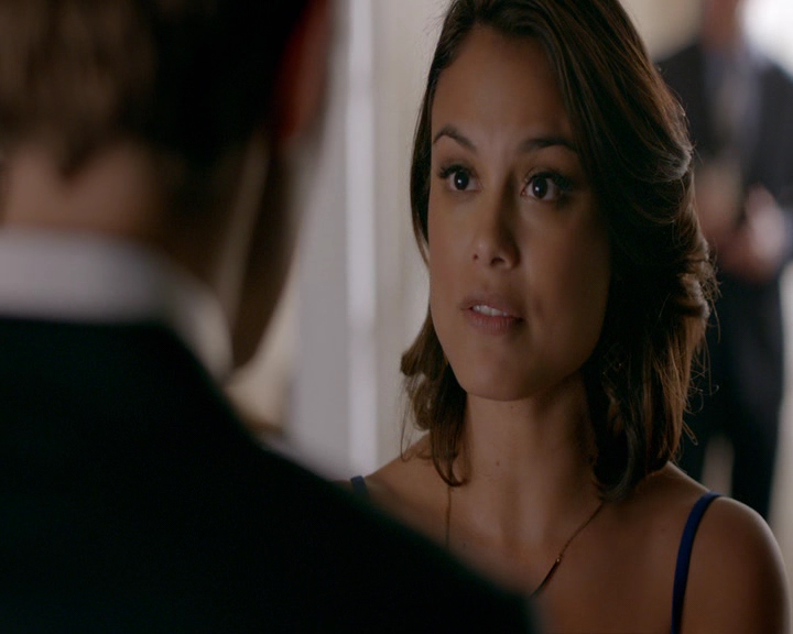 VampireDiaries-dot-nl_VampireDiaries-8x09TheSimpleIntimacyoftheNearTouch0806.jpg