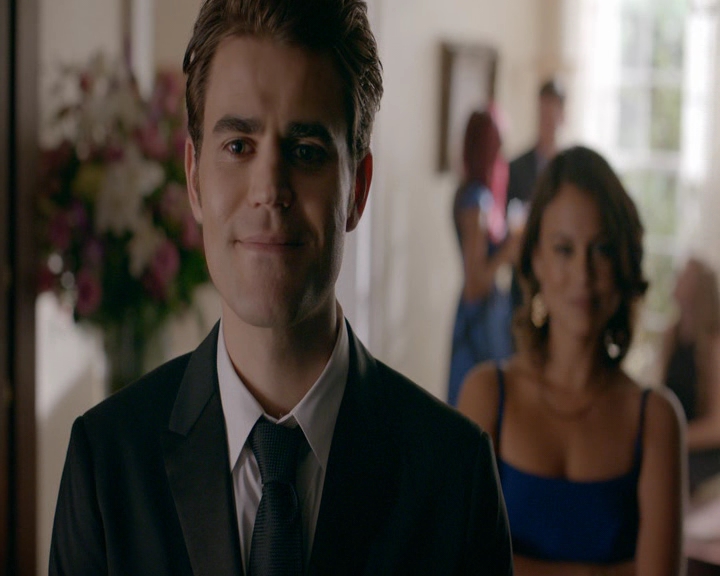 VampireDiaries-dot-nl_VampireDiaries-8x09TheSimpleIntimacyoftheNearTouch0822.jpg