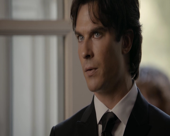 VampireDiaries-dot-nl_VampireDiaries-8x09TheSimpleIntimacyoftheNearTouch0930.jpg