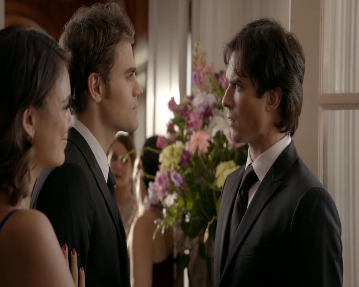 VampireDiaries-dot-nl_VampireDiaries-8x09TheSimpleIntimacyoftheNearTouch1003.jpg