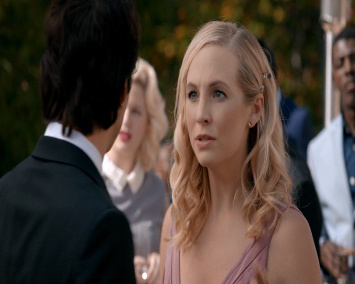 VampireDiaries-dot-nl_VampireDiaries-8x09TheSimpleIntimacyoftheNearTouch1134.jpg