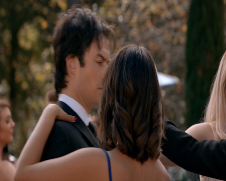 VampireDiaries-dot-nl_VampireDiaries-8x09TheSimpleIntimacyoftheNearTouch1144.jpg