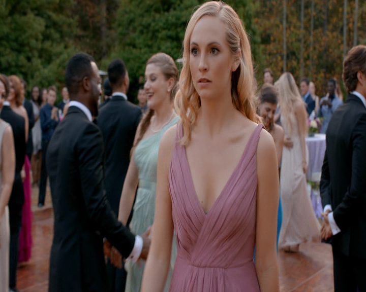 VampireDiaries-dot-nl_VampireDiaries-8x09TheSimpleIntimacyoftheNearTouch1340.jpg