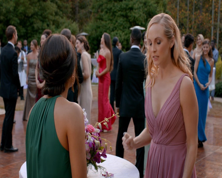 VampireDiaries-dot-nl_VampireDiaries-8x09TheSimpleIntimacyoftheNearTouch1343.jpg