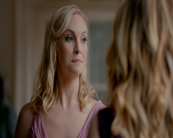 VampireDiaries-dot-nl_VampireDiaries-8x09TheSimpleIntimacyoftheNearTouch1373.jpg