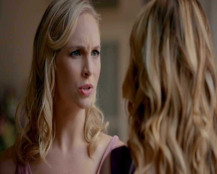 VampireDiaries-dot-nl_VampireDiaries-8x09TheSimpleIntimacyoftheNearTouch1381.jpg