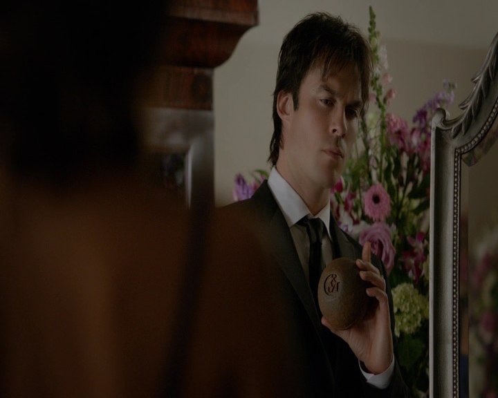 VampireDiaries-dot-nl_VampireDiaries-8x09TheSimpleIntimacyoftheNearTouch1398.jpg