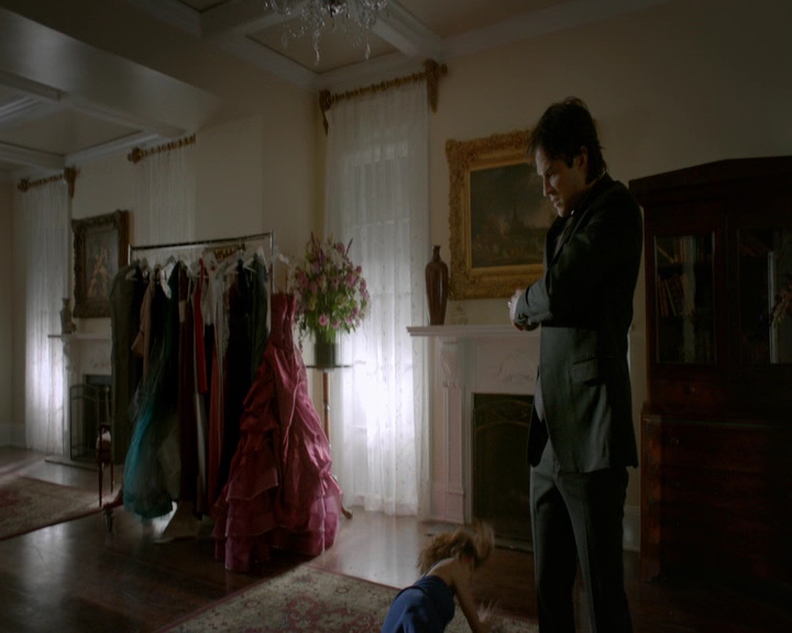 VampireDiaries-dot-nl_VampireDiaries-8x09TheSimpleIntimacyoftheNearTouch1432.jpg