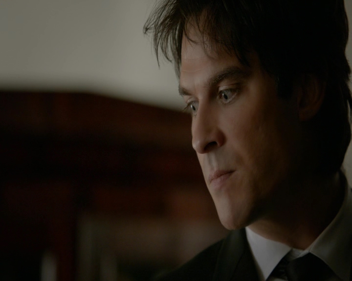 VampireDiaries-dot-nl_VampireDiaries-8x09TheSimpleIntimacyoftheNearTouch1433.jpg