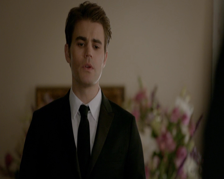 VampireDiaries-dot-nl_VampireDiaries-8x09TheSimpleIntimacyoftheNearTouch1512.jpg