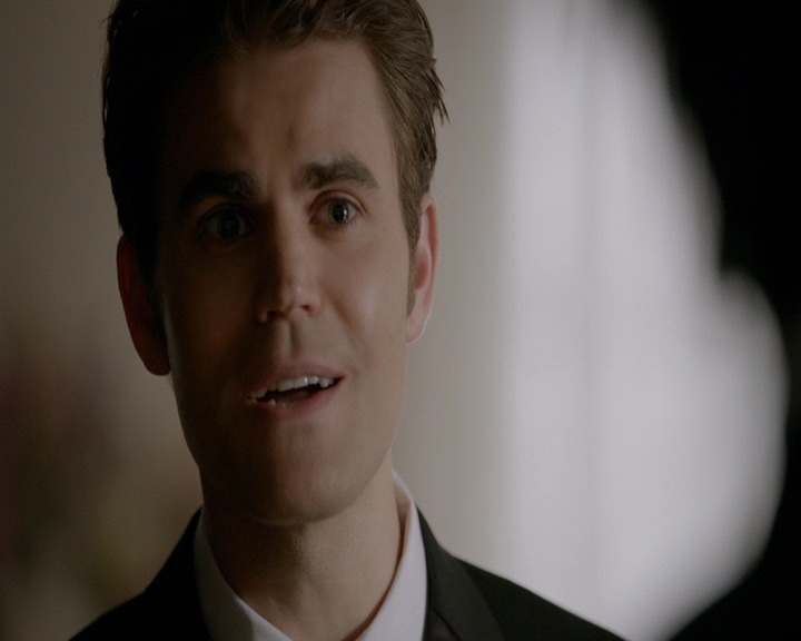 VampireDiaries-dot-nl_VampireDiaries-8x09TheSimpleIntimacyoftheNearTouch1559.jpg